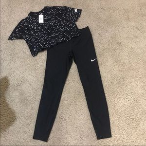 Nike Outfit Dri Fit Leggings Crop Top Sz medium